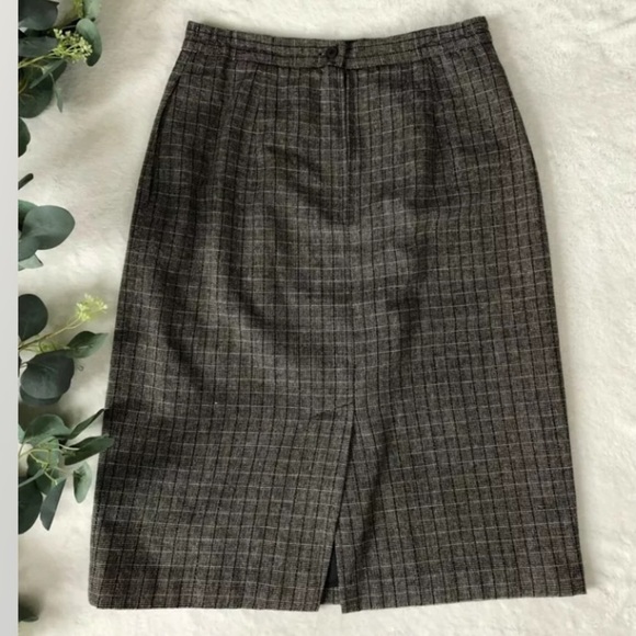 VTG E. H. Woods Wool Blend Plaid Skirt - Picture 3 of 9